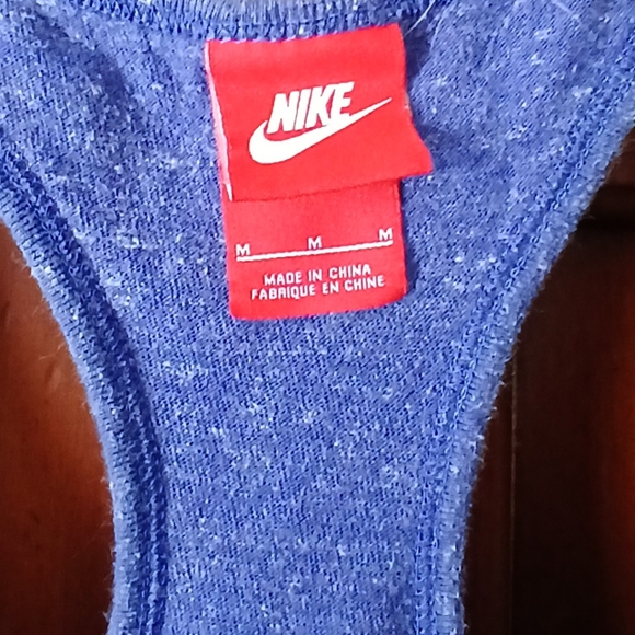 🦋Nike racer back tank top🦋 - Picture 3 of 4